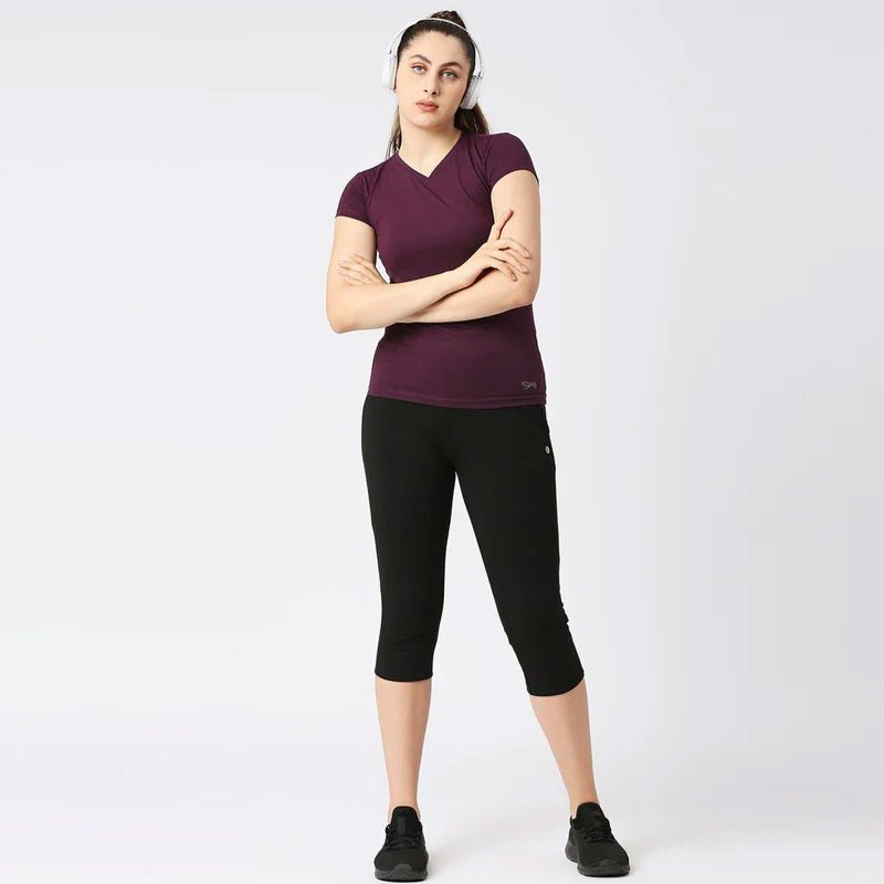 LOVABLE-Women-Purple-Solid-Sports-Top—V-Neck-Tee—2